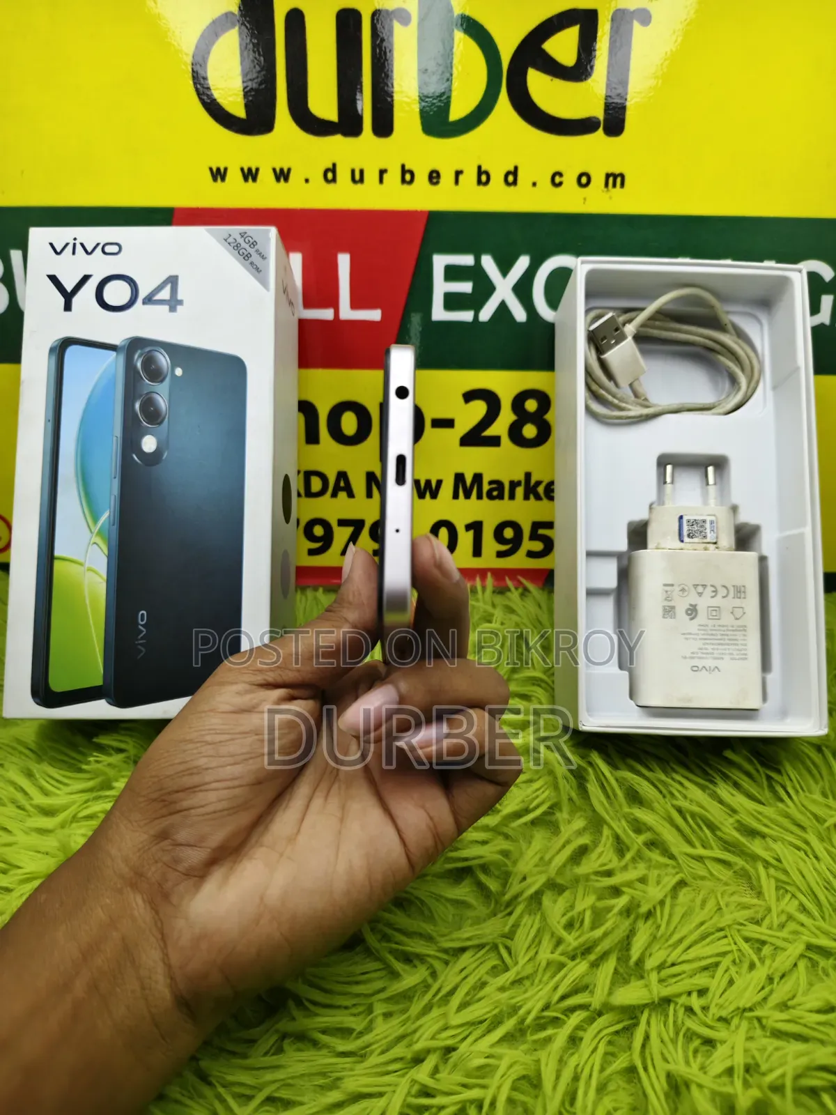 Vivo Y04 64 GB Silver