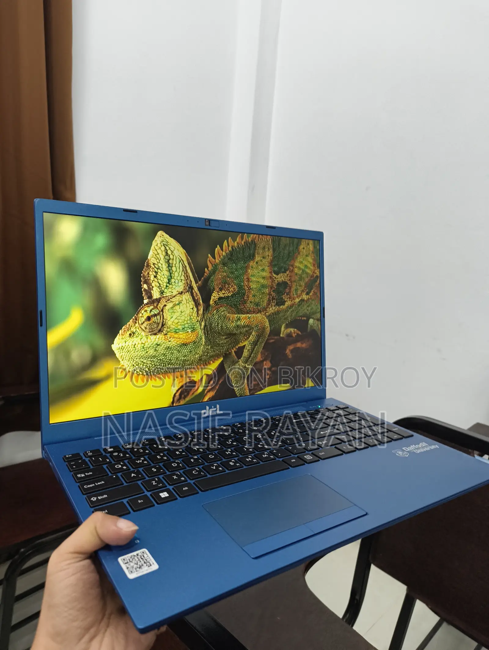New Laptop 8GB Intel Core i3 SSD 512GB