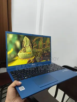 New Laptop 8GB Intel Core i3 SSD 512GB