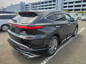 টয়োটা হ্যারিয়ার হাইব্রিড জেড ২০২৩ কালো