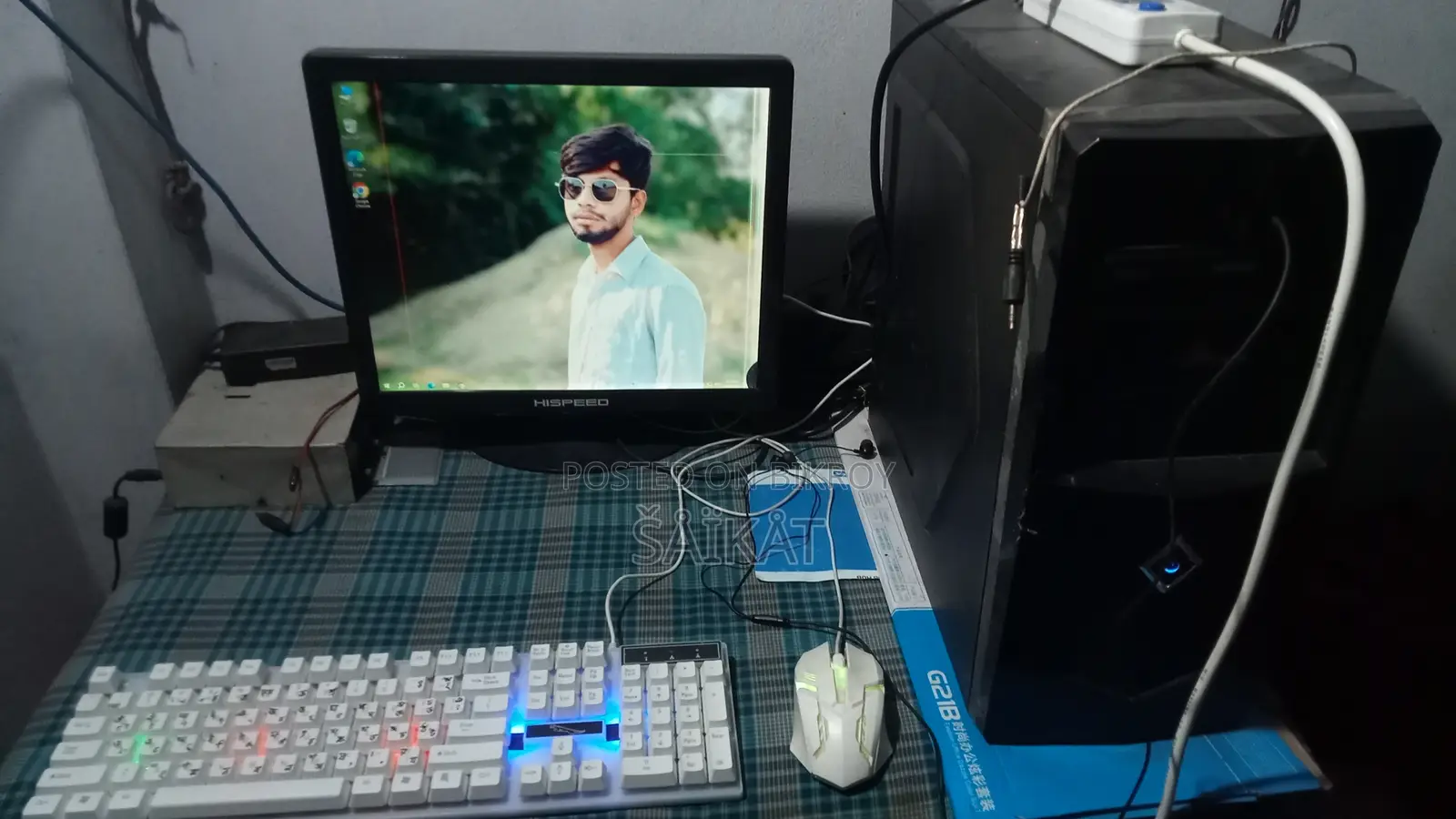 ডেস্কটপ কম্পিউটার গিগাবাইট GA-H110MSTX-HD3-ZK ৪জিবি ইন্টেল কোর আই৩ এইচবিবি ১টিবি