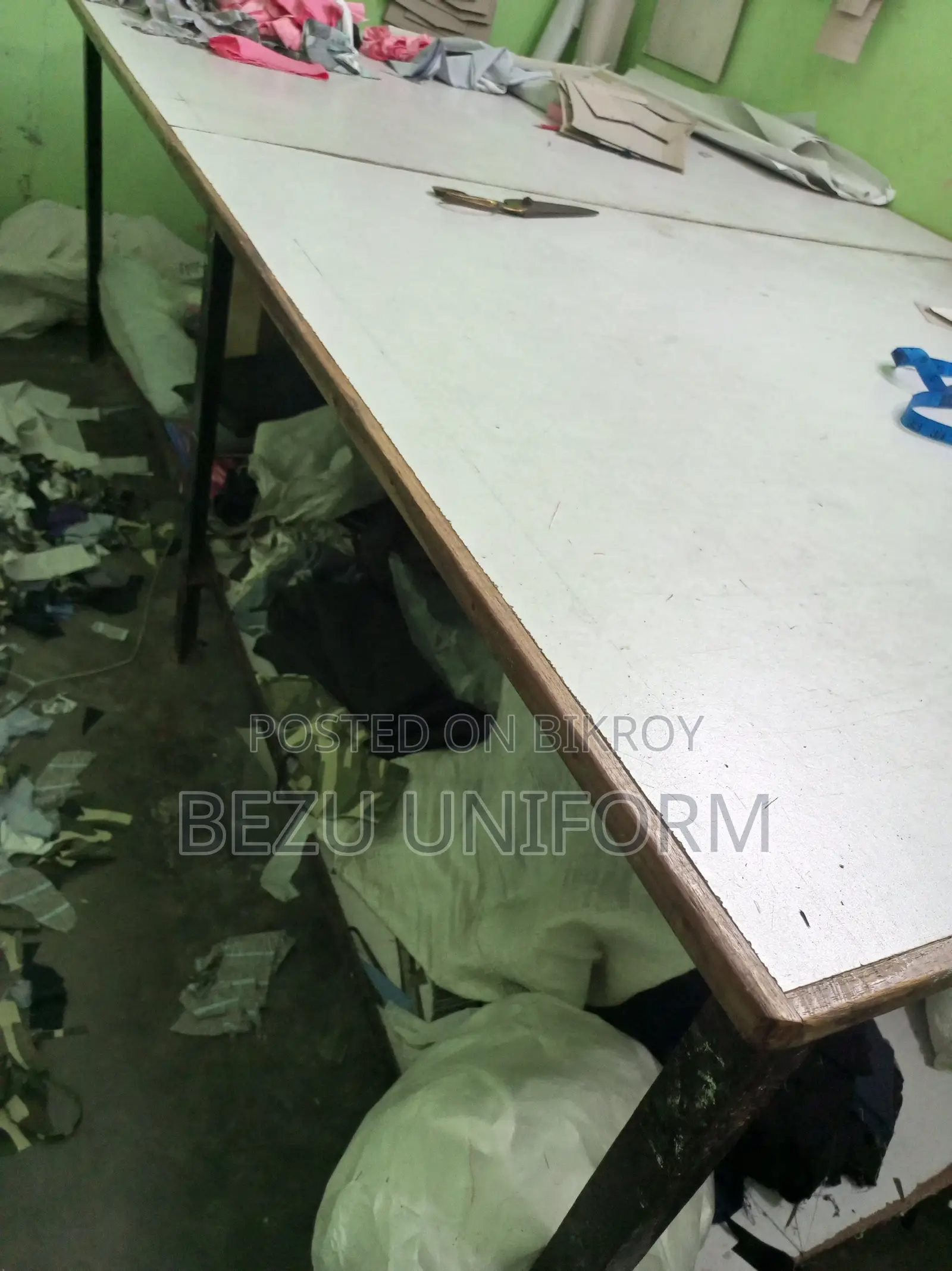 Cutting Table