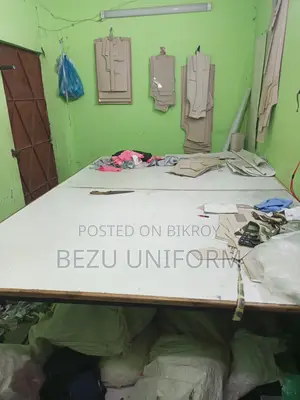 Cutting Table