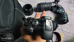 ক্যানন ইওএস ১৩০০ডি