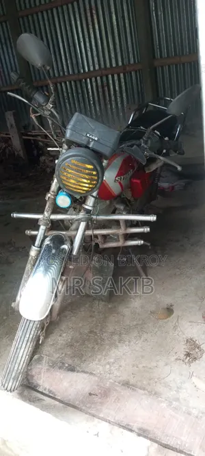 হিরো অ্যাচিভার ২০১০ লাল