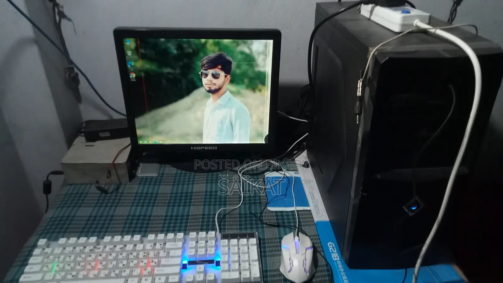 ডেস্কটপ কম্পিউটার গিগাবাইট GA-H110MSTX-HD3-ZK ৪জিবি ইন্টেল কোর আই৩ এইচবিবি ১টিবি