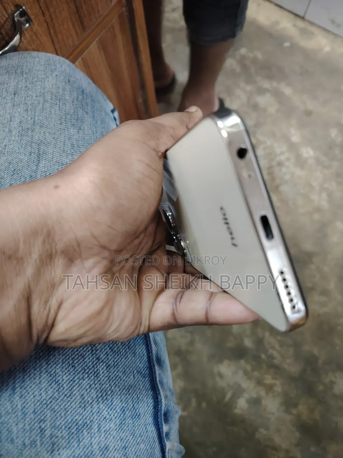 Helio Symphony 50 128 GB Gold