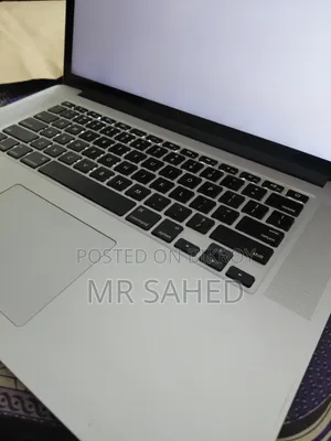 Laptop Apple MacBook Pro 2015 16GB Intel Core i7 SSD 500GB