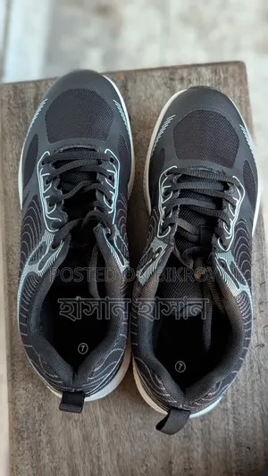 Canvas Shoe Cell