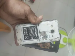 Samsung Galaxy J2 8 GB Black