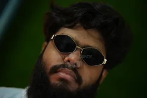 পলিগোনাল পুরুষ ও মহিলাদের সানগ্লাস