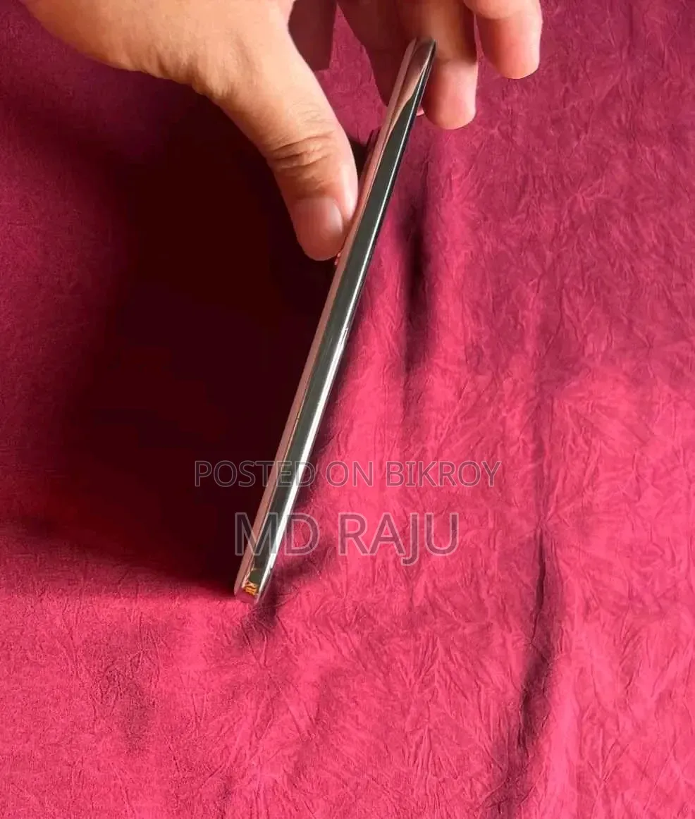 অনার ২০০ ২৫৬ জিবি সাদা