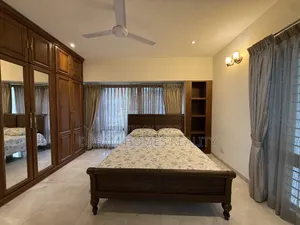 বনানী ডিওএইচএস-এ ভাড়ার জন্য ৩ বেডরুমের ফার্নিশড অ্যাপার্টমেন্ট