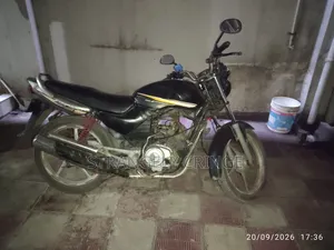 ইয়ামাহা ওয়াইবিআর ২০০৮ কালো