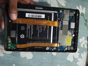 Walton Walpad 8G 64 GB Silver