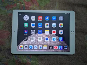 Apple iPad 9.7 32 GB