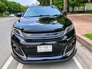 Toyota Harrier 2.0 2015 Black