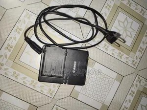 ক্যানন ৭০০ডি