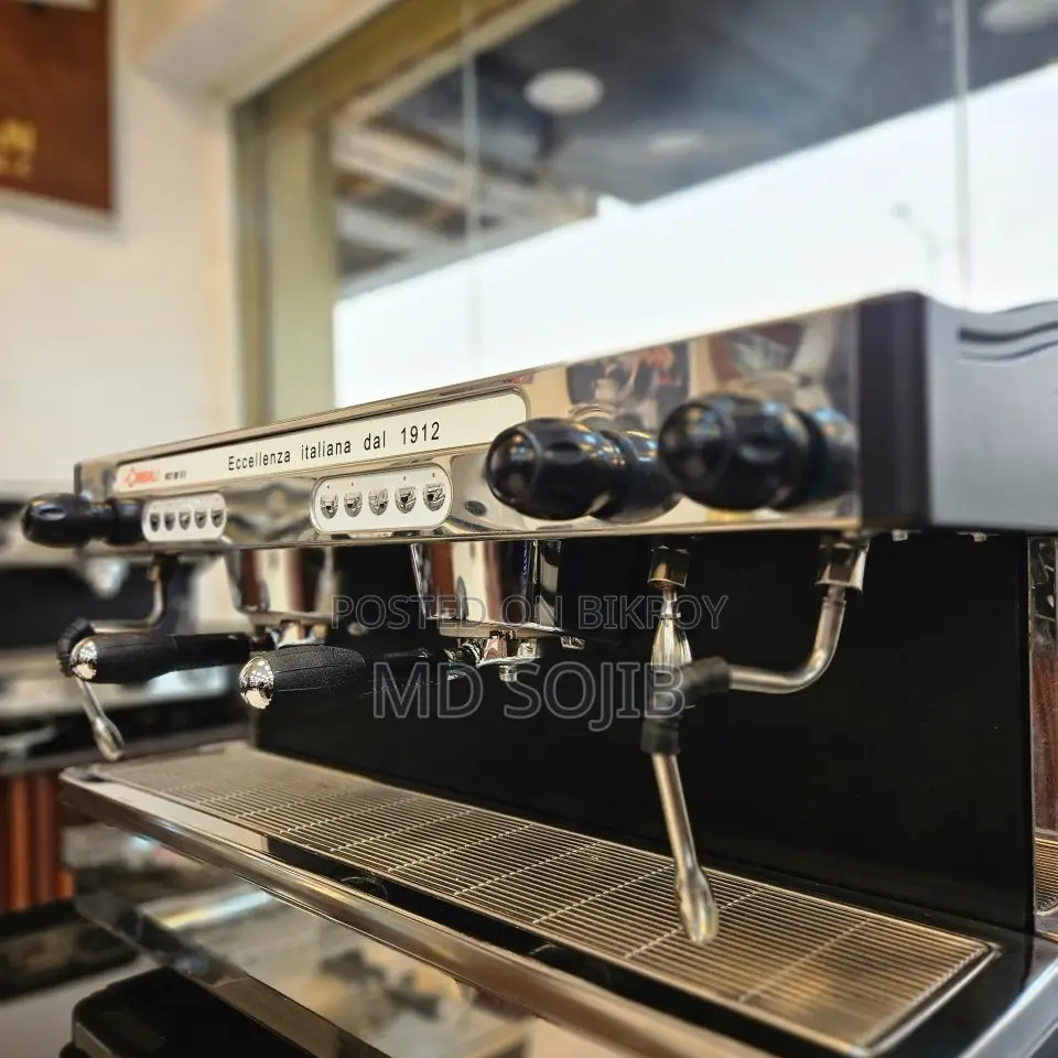 La Cimbali M27 Re কফি মেশিন বিক্রয়ের জন্য