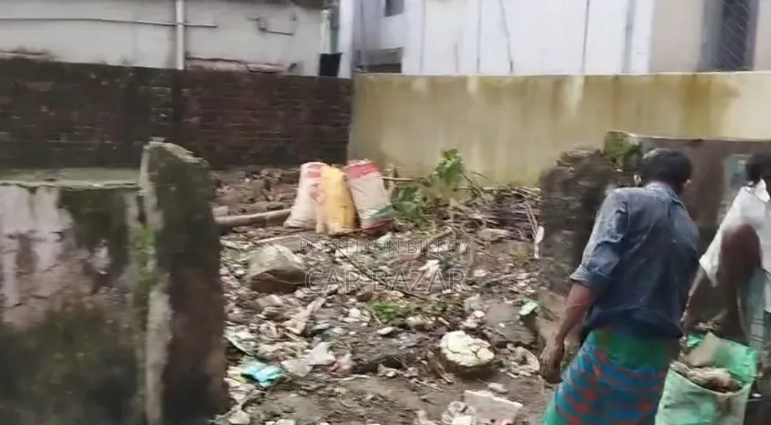 জিইসি মোড় সংলগ্ন ১.৫ কাটা একক মালিকানাধীন জমি বিক্রি