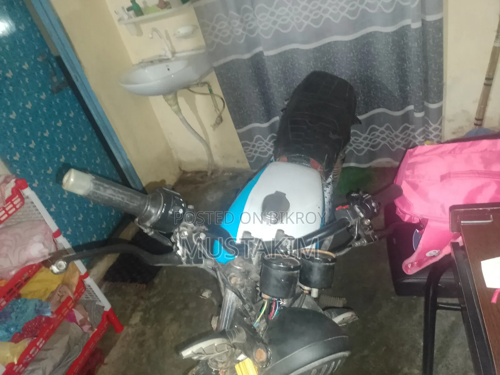 Yamaha 2010 Blue