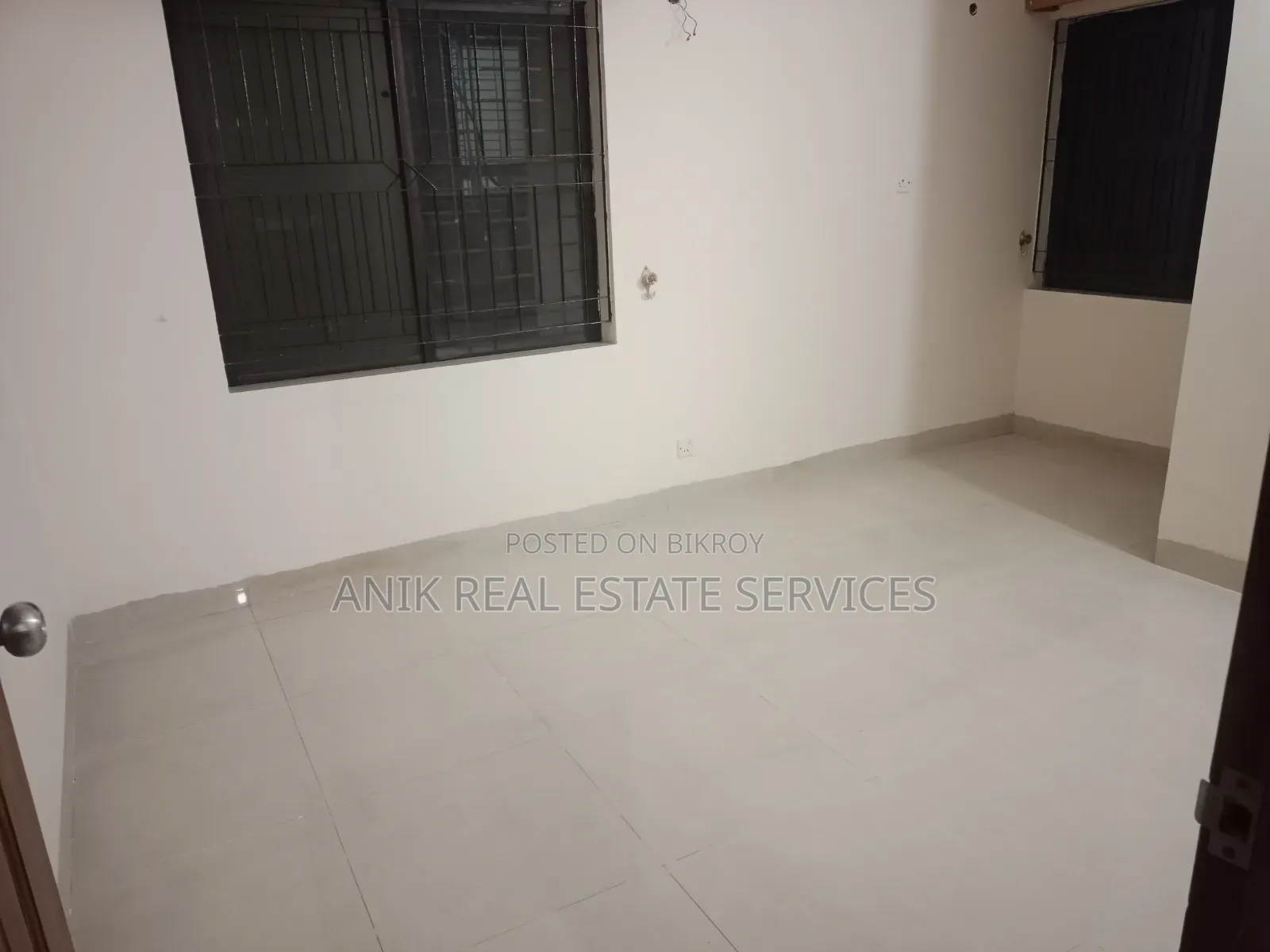 গুলশানের অনিক রিয়েল এস্টেটে ৩ বেডরুমের অ্যাপার্টমেন্ট ভাড়া দেওয়া হবে