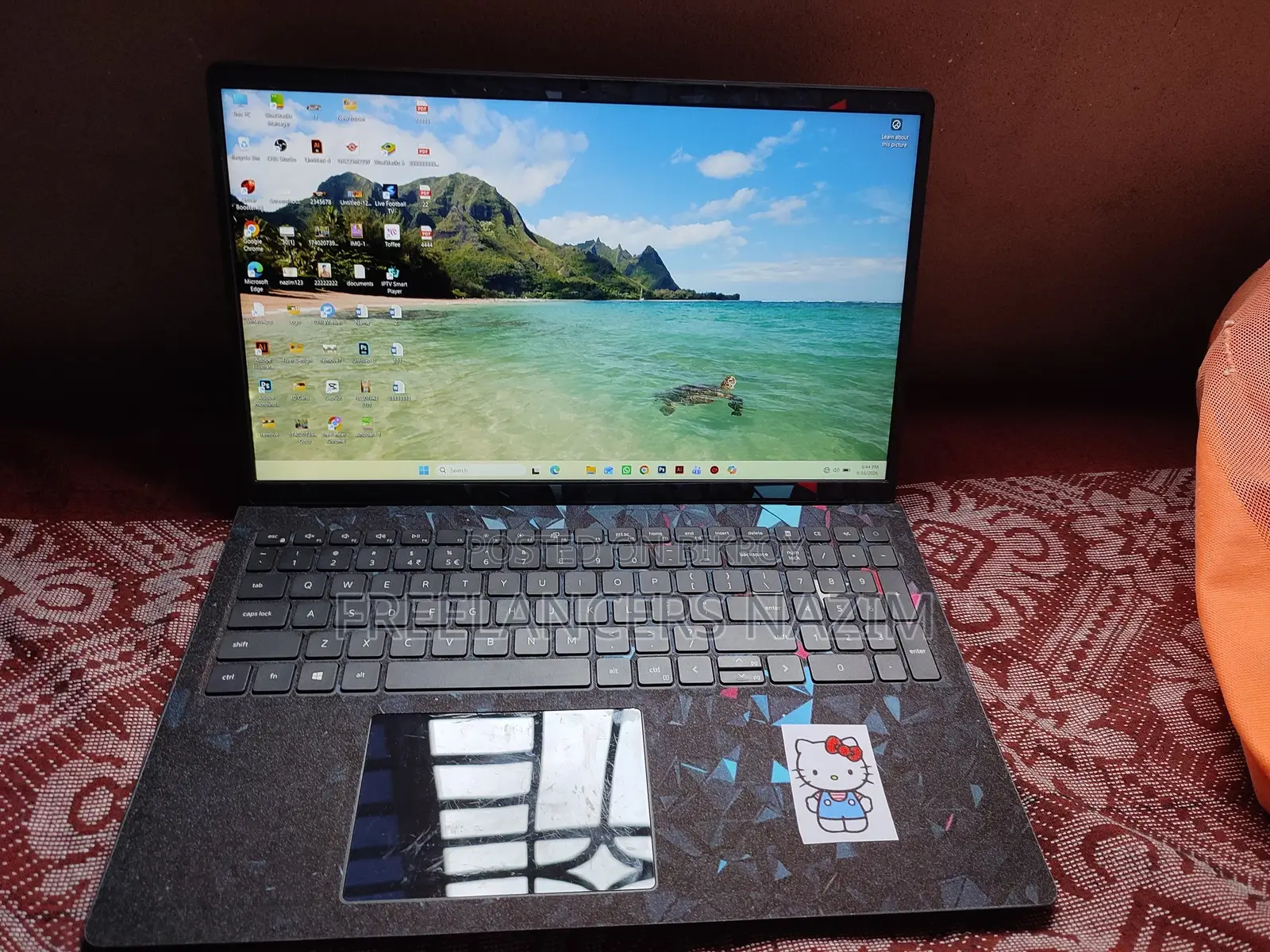 Laptop Dell Inspiron 15 3535 8GB Intel Core i3 SSHD+SSD 1T