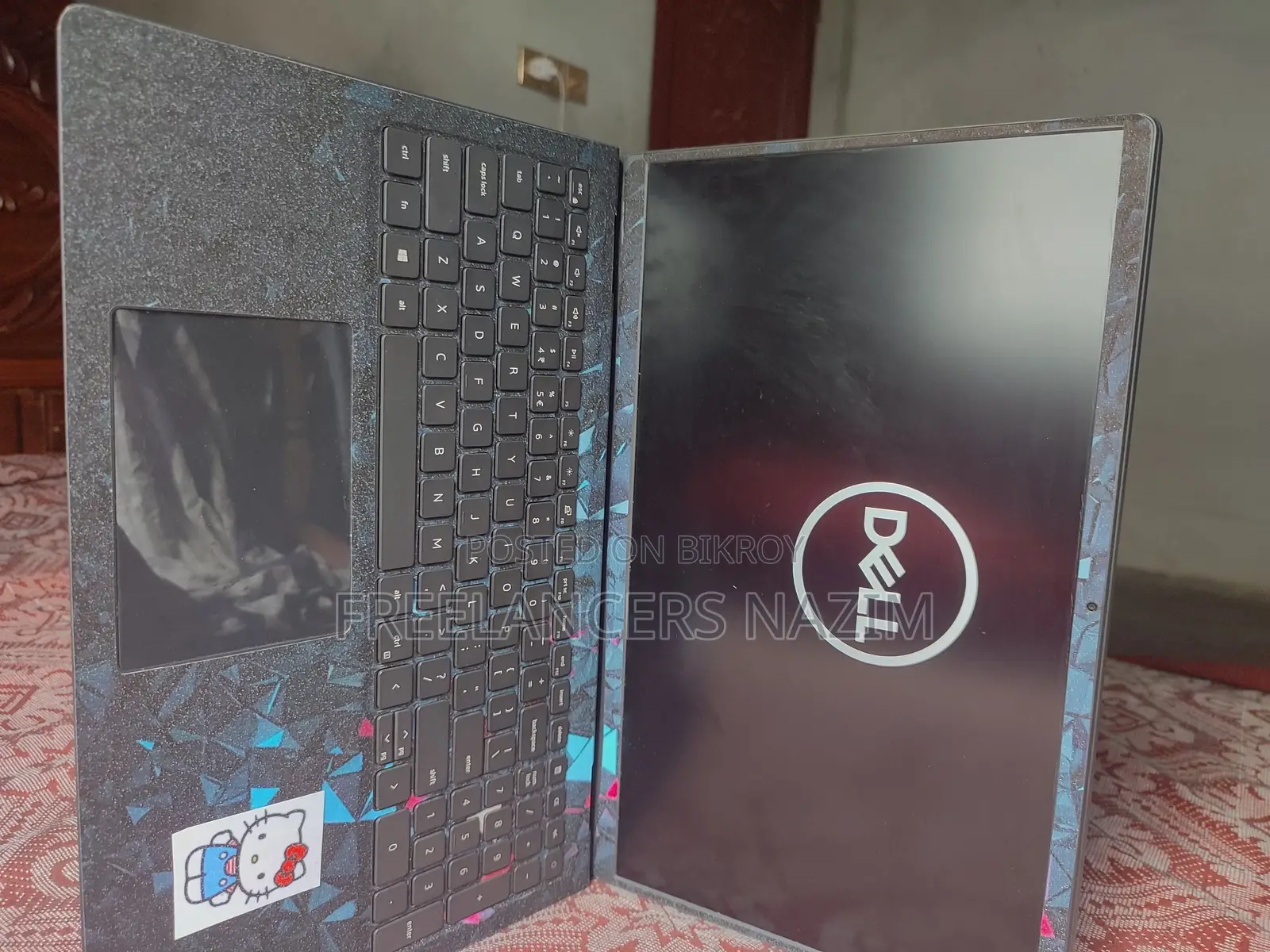 Laptop Dell Inspiron 15 3535 8GB Intel Core i3 SSHD+SSD 1T