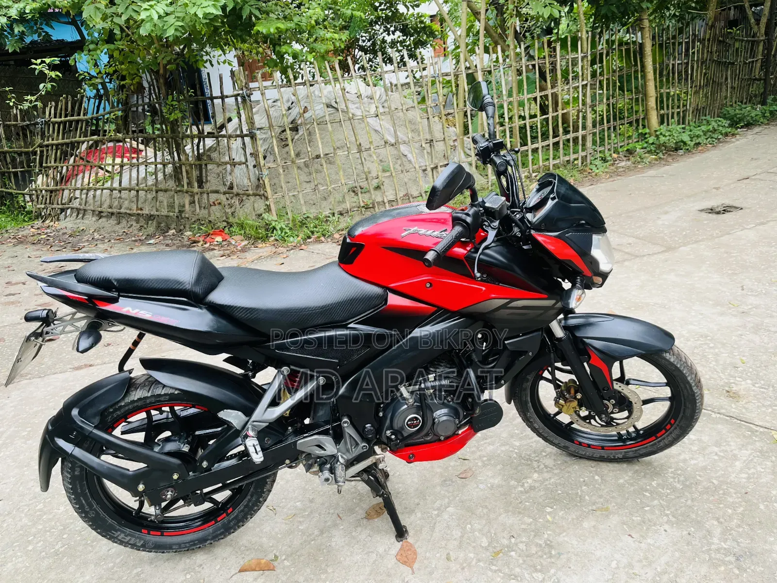 Bajaj Pulsar NS 160 2018 Red