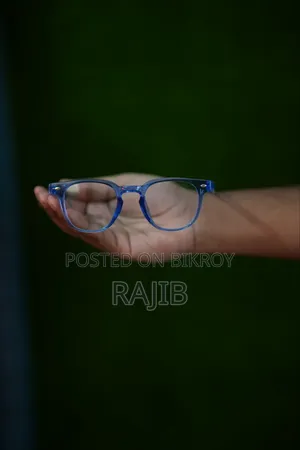 ভিন্টেজ চশমা পুরুষ ও মহিলা