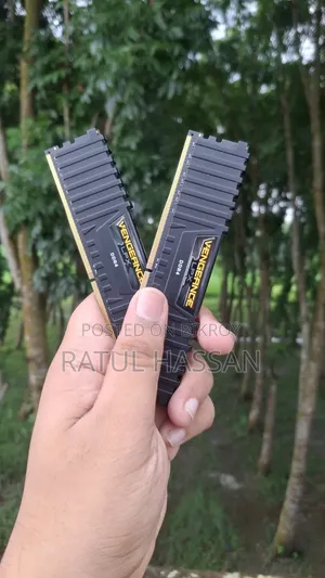 কর্সেয়ার ভেঞ্জেন্স ৮জিবি ৩২০০০মেগাহার্জ