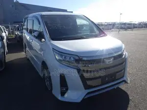 Toyota Noah 2021 Pearl