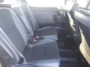 Toyota Noah 2021 Pearl