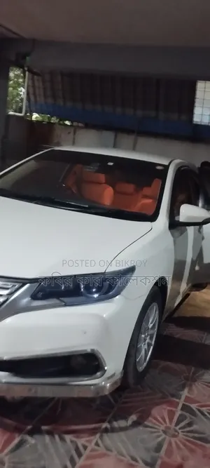 Toyota Premio 2018 Pearl