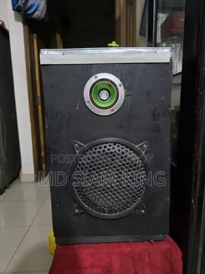 ক্যাবিনেটসহ স্পিকার