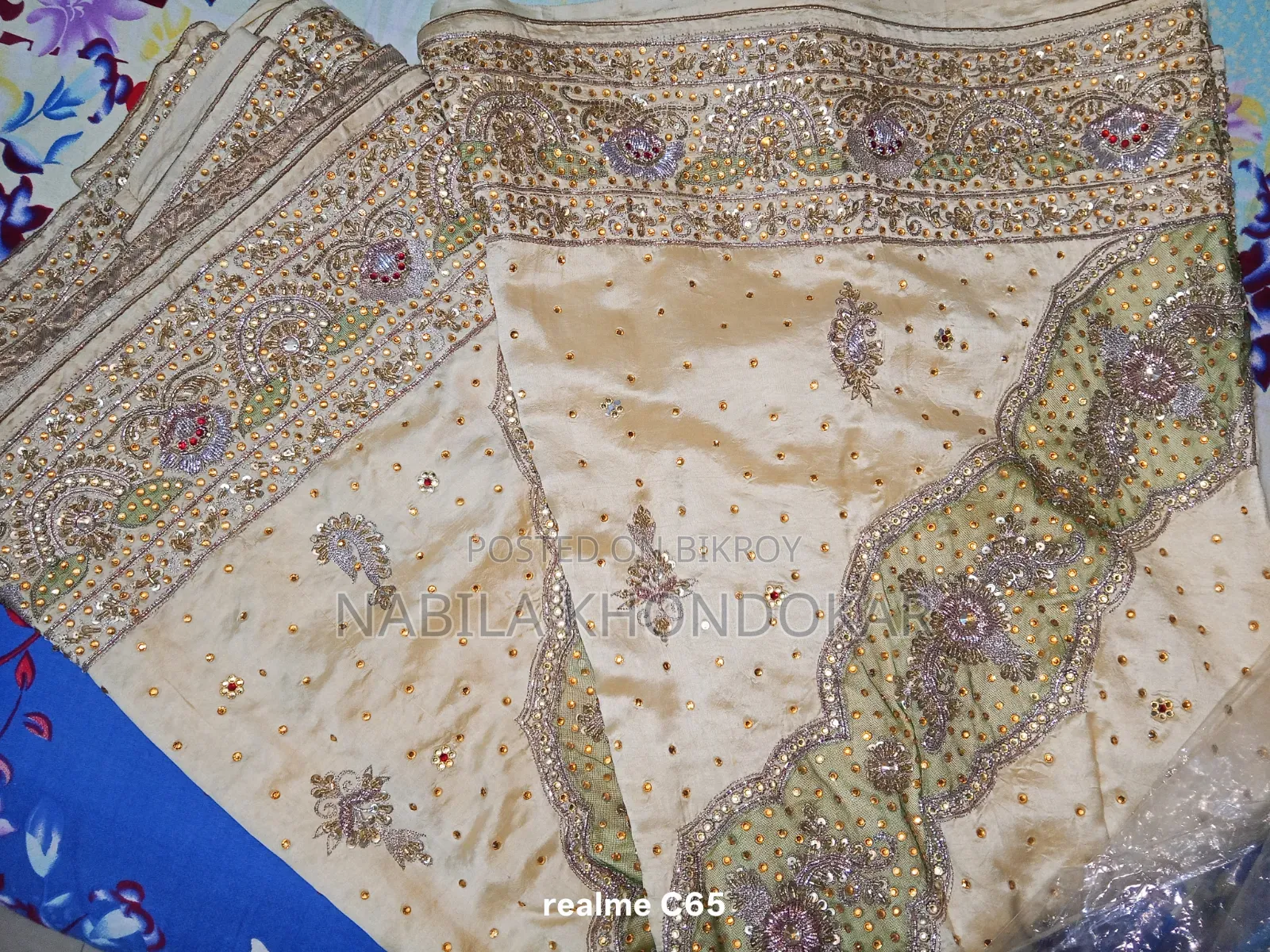 Collection of Sari's