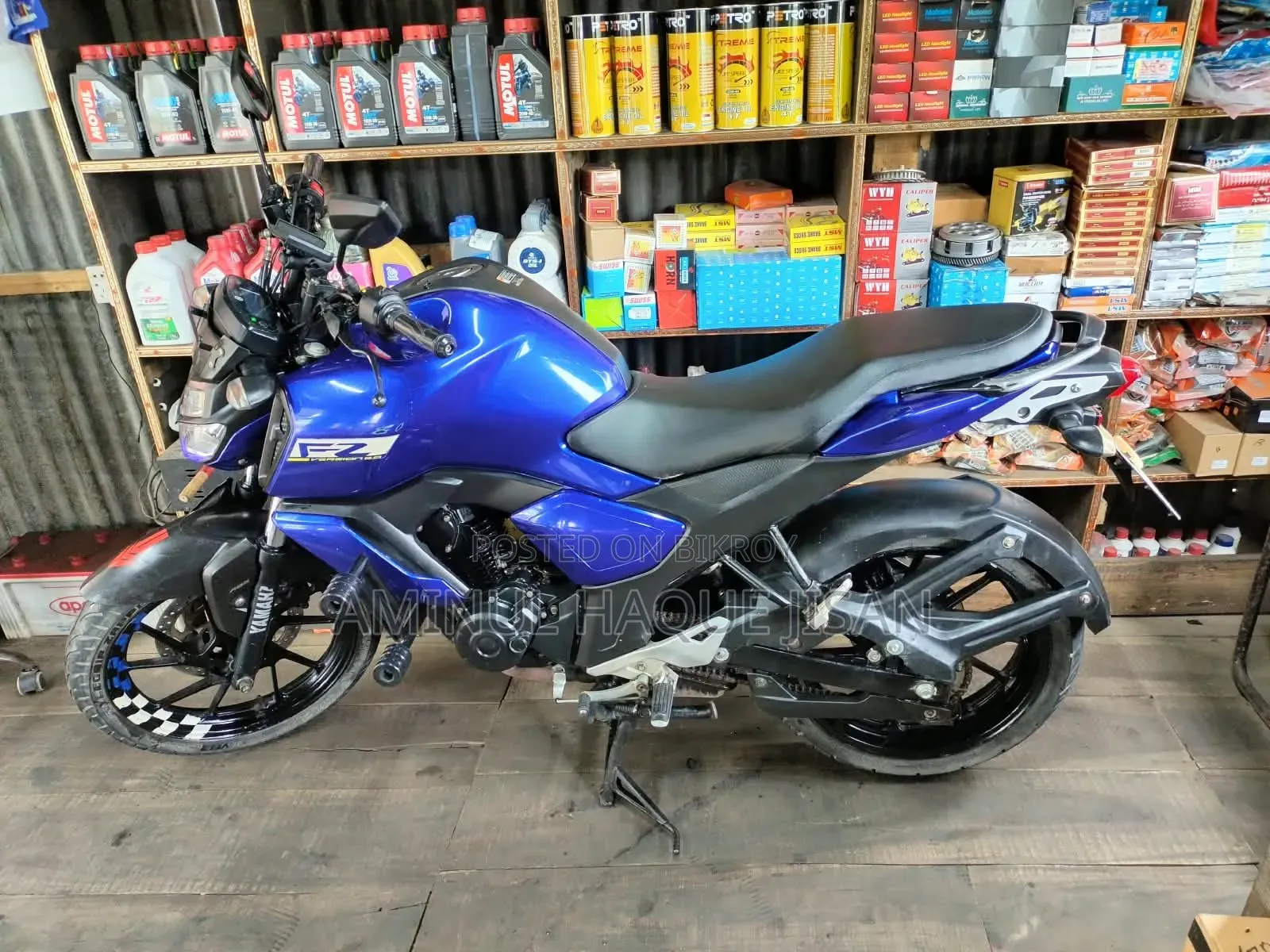 Yamaha FZ ২০১৯ নীল