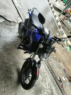 Yamaha FZ ২০১৯ নীল