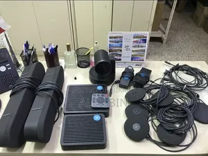 Logitech Rally Plus Video Conferencing Set (11 PCS)