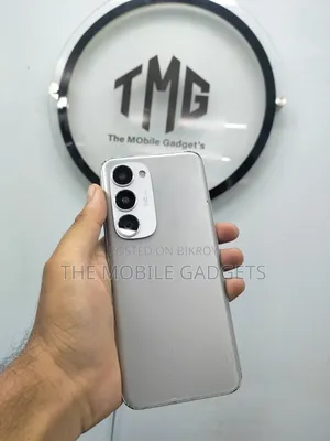 Tecno Spark 40 Pro+ ২৫৬ জিবি সিলভার
