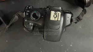 DSLR Camera