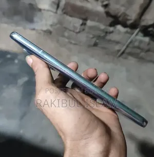 স্যামসাং গ্যালাক্সি এস২১+ ৫জি ২৫৬ জিবি সিলভার