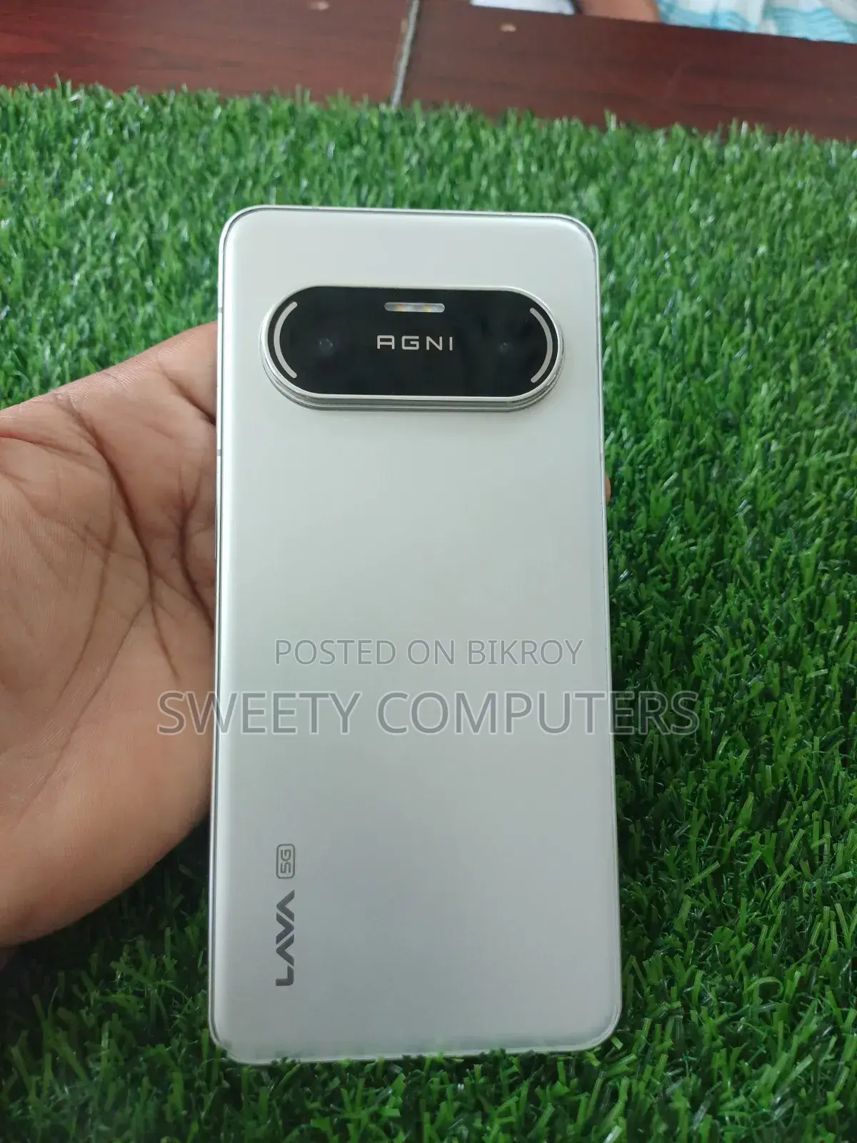 Lava 256 GB White