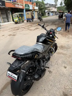 Hero Xtreme 125R 2026 Black