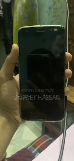 মোটোরোলা মোটো জেড২ ফোর্স এডিশন ৬৪ জিবি সিলভার