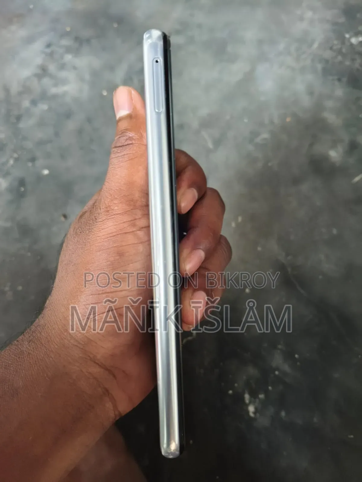 New Samsung Galaxy M34 5G 128 GB Silver