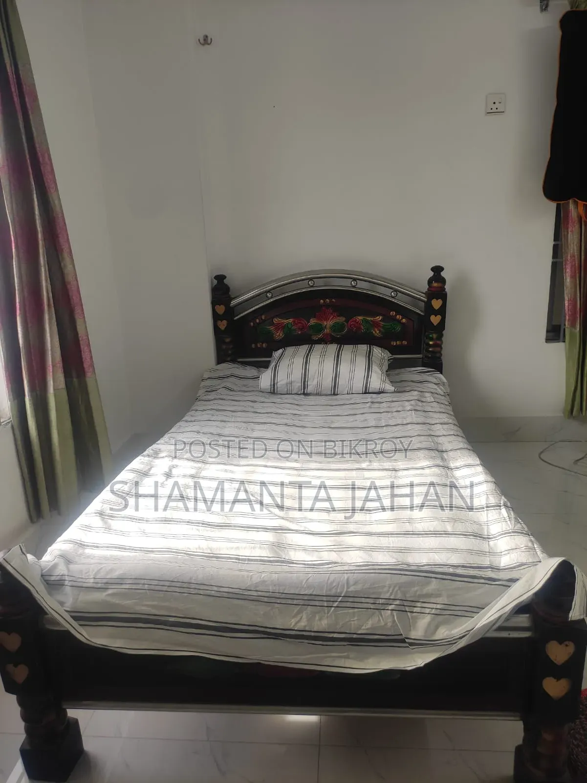 4/7 Feet Steel Bed