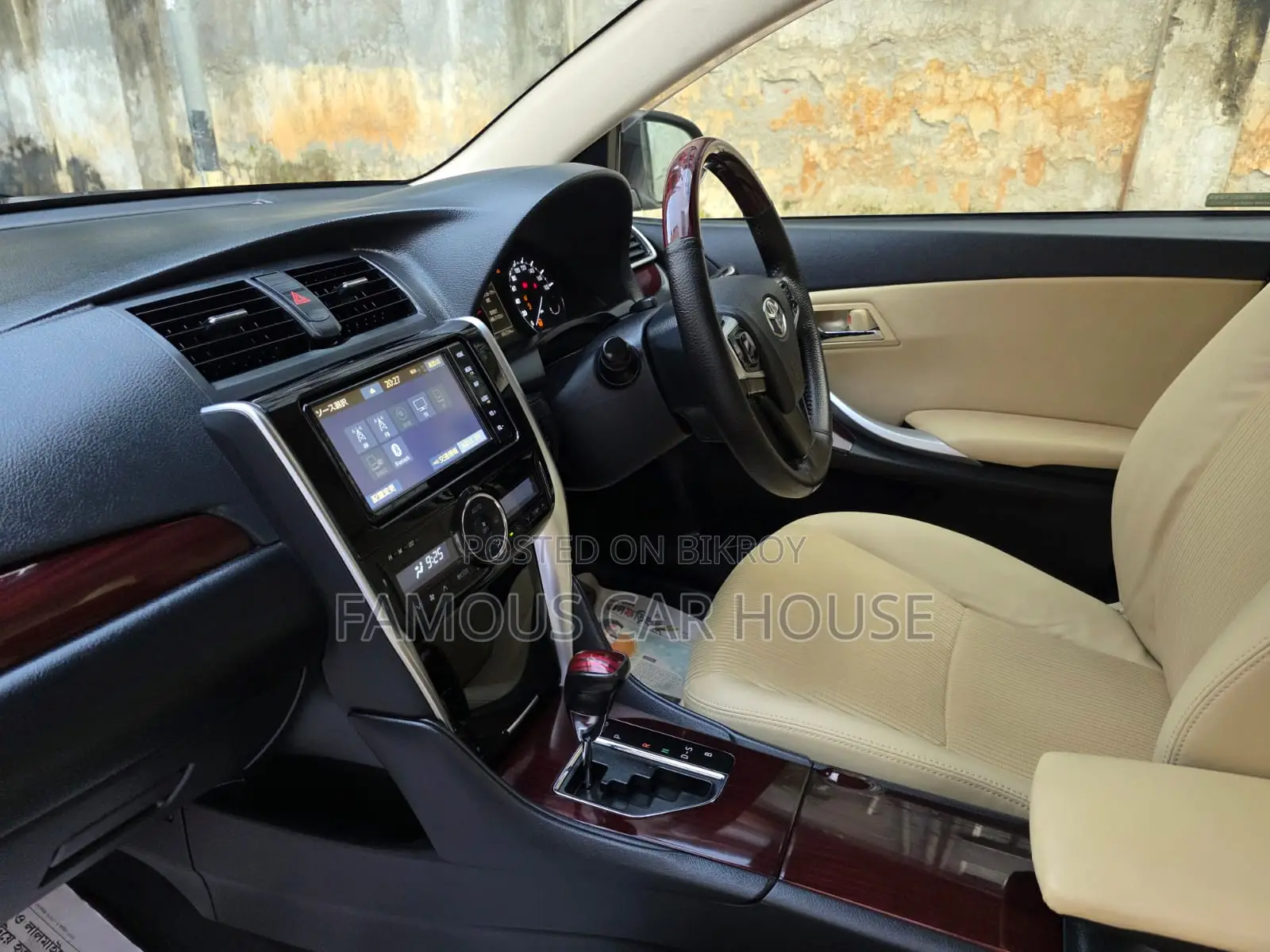 Toyota Premio 2019 Pearl