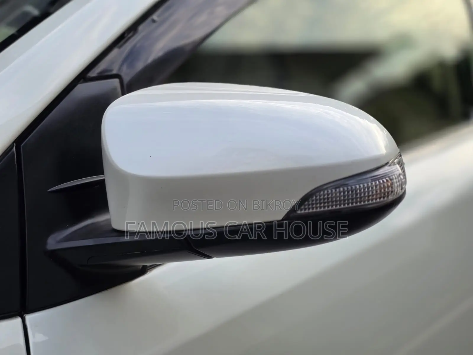 Toyota Premio 2019 Pearl