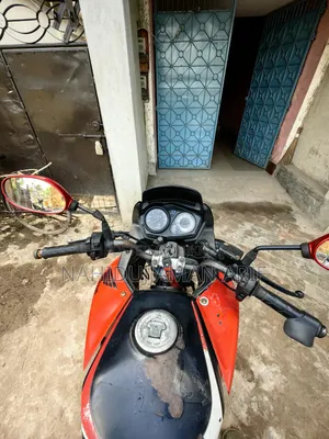Honda 2010 Red